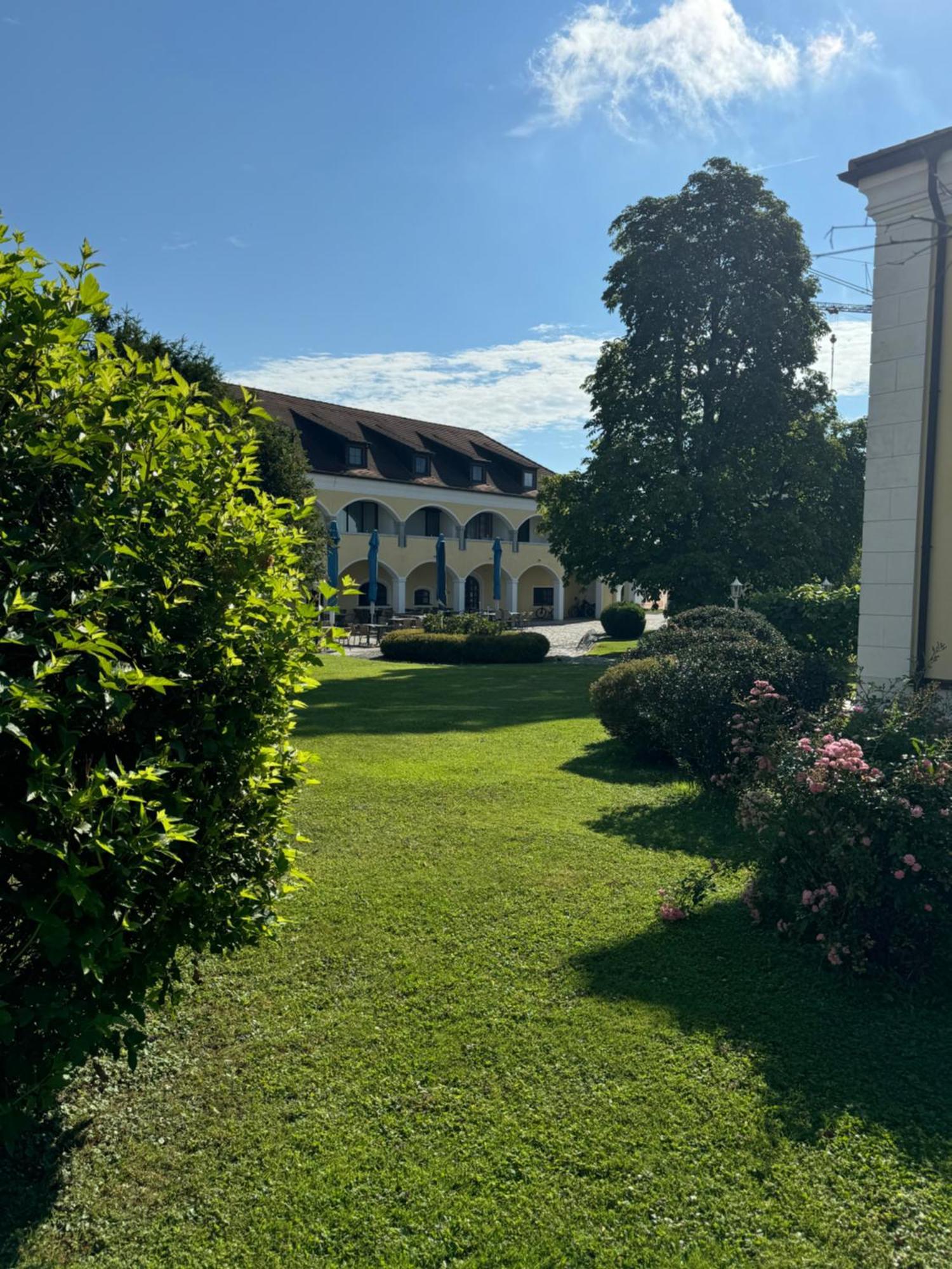 Schloss Kirchham Bagian luar foto
