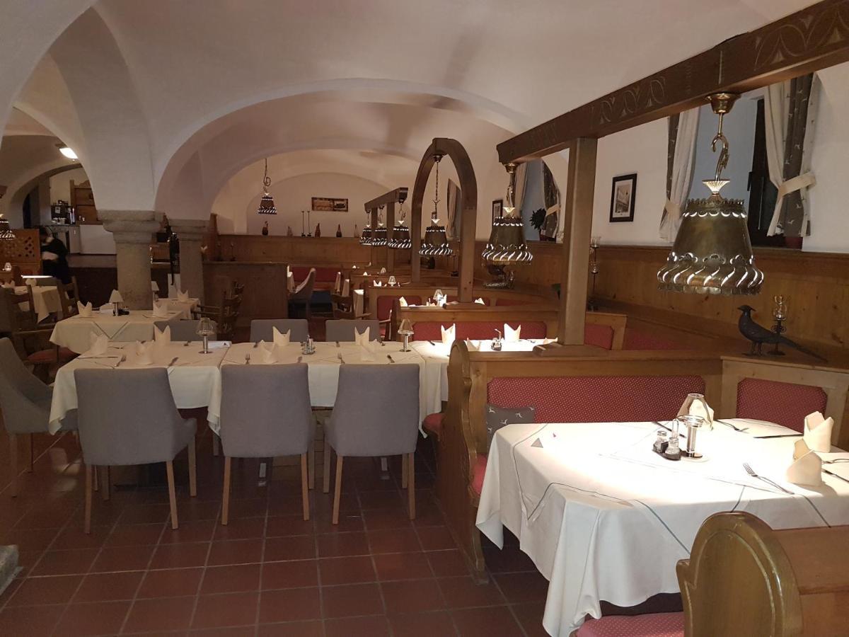 Schloss Kirchham Bagian luar foto